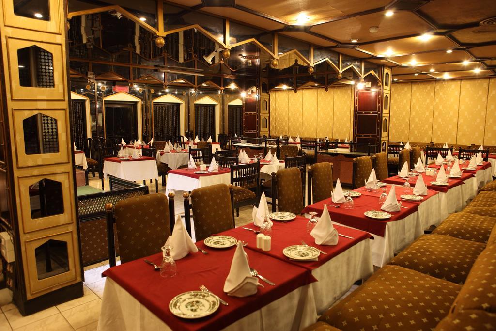 The Janpath Hotel New Delhi Eksteriør bilde
