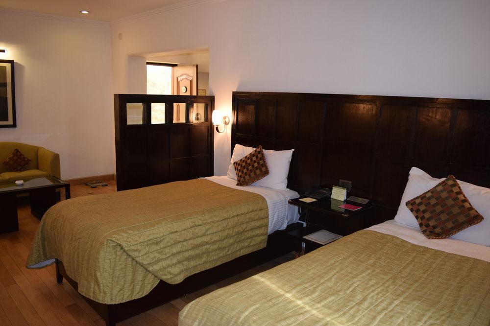 The Janpath Hotel New Delhi Eksteriør bilde